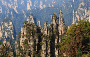 長沙出發(fā)到黃龍洞、張家界森林公園、天門山、鳳凰五日游