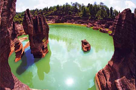 張家界、袁家界、天子山、紅石林、鳳凰古城四晚五日游